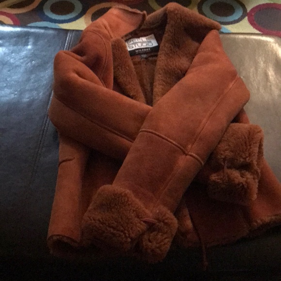 Coat - Picture 3 of 4